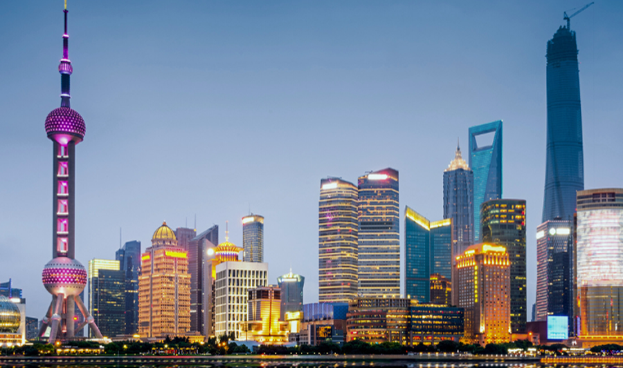 A picture of a city at night 