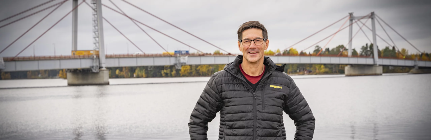 A portrait of Stig Engström, the founder and largest owner of engcon