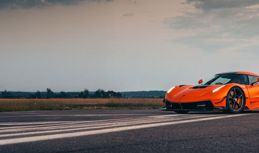 An orange Koenigsegg hyper car called Jesko