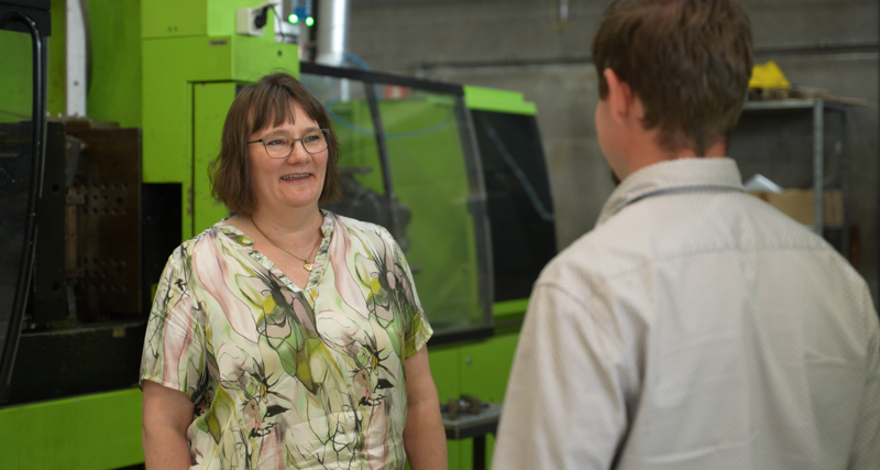 Jette B.Nielsen, produktionschef hos Bi-Plast ApS