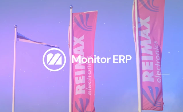 Reimax flags with Monitor logo in front