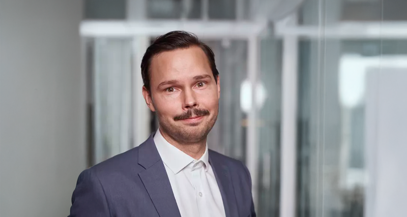 Erik Ståhlsten, Harald Pihl